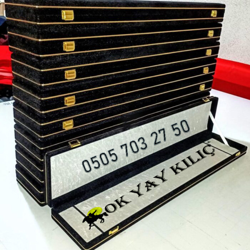 Lüx Boy Kadife Kılıç Kutusu - Siyah