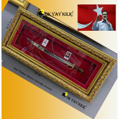 Muhsin Yazıcıoğlu Konulu Lüks Boy Kılıçlı Tablo